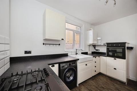 3 bedroom terraced house for sale, New Road East, Portsmouth