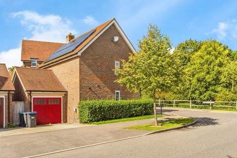 3 bedroom detached house for sale, Atkinson Gardens, Burgess Hill