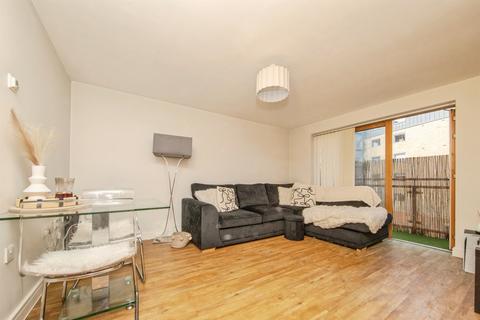 2 bedroom flat for sale, Rapier Street, Ipswich