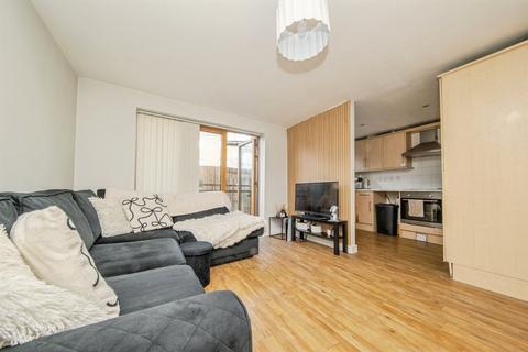 2 bedroom flat for sale, Rapier Street, Ipswich
