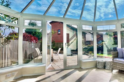 3 bedroom detached house for sale, Priorsgate, Oakdale, NP12