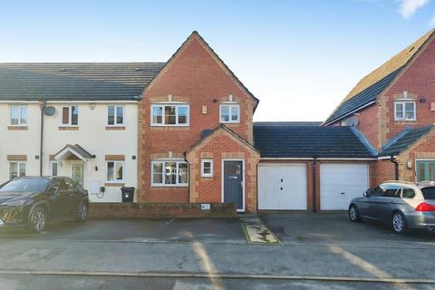 3 bedroom end of terrace house for sale, Havelock Road, Wokingham