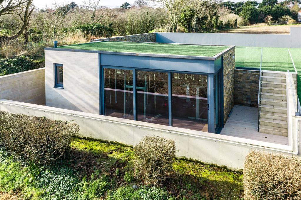 Outbuilding
