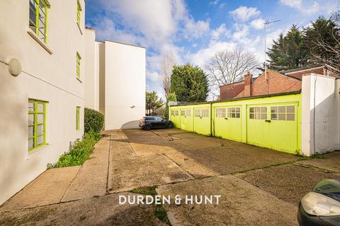 undefined, Grosvenor Road, Wanstead E11