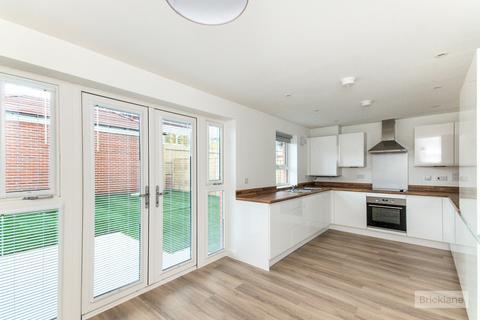 undefined, Ross Frames Grove, HAILSHAM