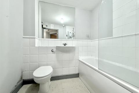 1 bedroom apartment for sale, St. Peters Street, Maidstone