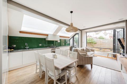 2 bedroom flat for sale, Donaldson Road, London NW6