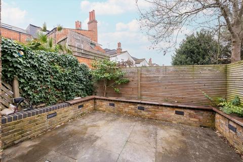 2 bedroom flat for sale, Donaldson Road, London NW6