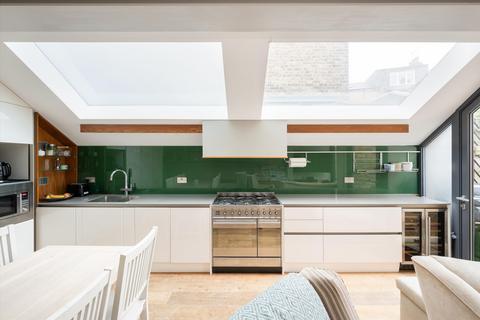 2 bedroom flat for sale, Donaldson Road, London NW6