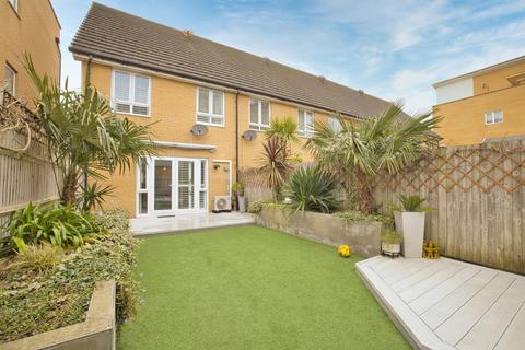 3 bedroom end of terrace house for sale, Meridian Close, Ramsgate, Kent, CT12