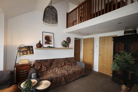 3 bedroom flat for sale, Alfred Court Gate Lane, Wells, Somerset