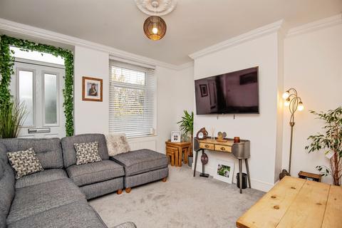 4 bedroom terraced house for sale, Doncaster Road, Ardsley, Barnsley