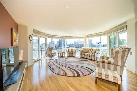 3 bedroom flat for sale, The Boulevard, London SW6
