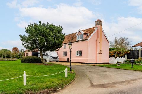 2 bedroom cottage for sale, Audley End, Diss IP22