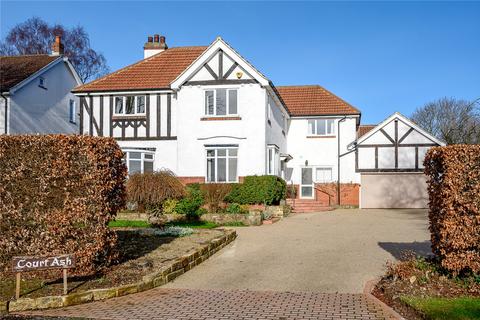 4 bedroom detached house for sale, Woodacre Crescent, Bardsey, LS17