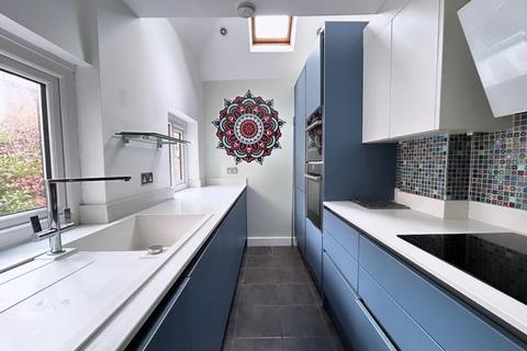3 bedroom semi-detached house for sale, Davenfield Road, Didsbury Village