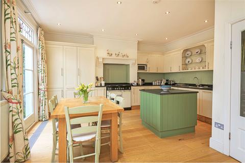 4 bedroom terraced house for sale, Roseneath Road, London, SW11