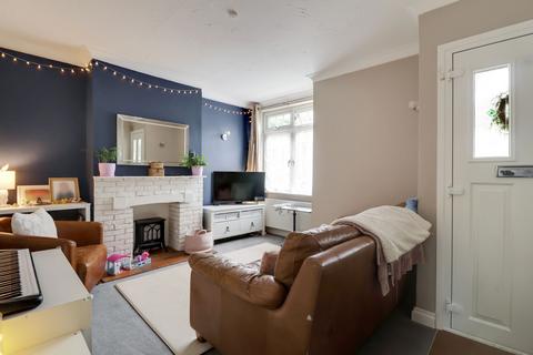 3 bedroom terraced house for sale, Angel Road, Thames Ditton, KT7