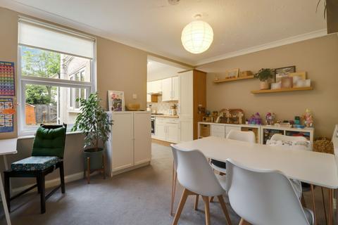 3 bedroom terraced house for sale, Angel Road, Thames Ditton, KT7