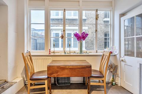 2 bedroom flat for sale, Amelia Street, London SE17