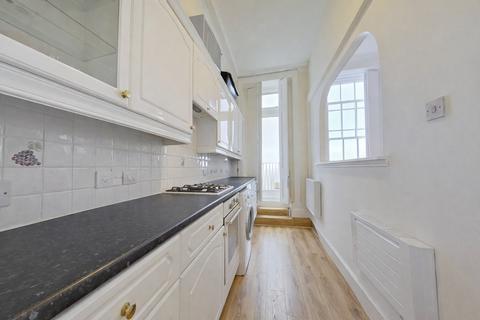 1 bedroom flat to rent, St. Georges Terrace, Flat 2, Herne Bay, CT6 8RG