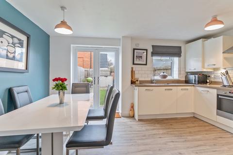 3 bedroom terraced house for sale, Lon Gwenant, Pontrhydyrun, NP44