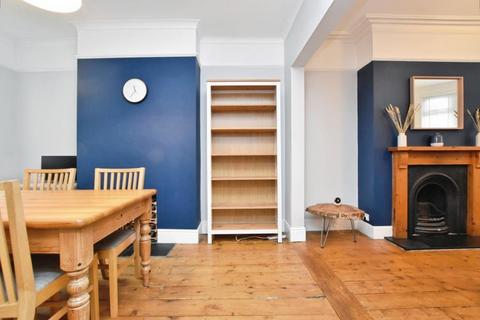 3 bedroom terraced house to rent, Pearl Street, Bristol BS3