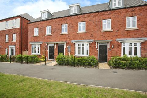 3 bedroom terraced house for sale, Station Avenue, Houlton, Rugby