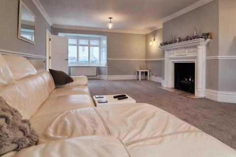 4 bedroom detached house for sale, Highwalls Road, Dinas Powys