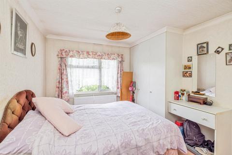 undefined, Bushey Hall Drive, Bushey