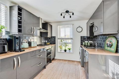 undefined, White Eagle Road, Swindon