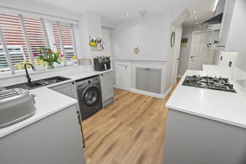 4 bedroom bungalow for sale, Castle Ings Drive, Leeds, West Yorkshire
