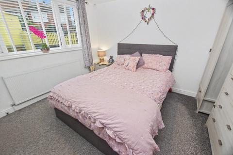 4 bedroom bungalow for sale, Castle Ings Drive, Leeds, West Yorkshire