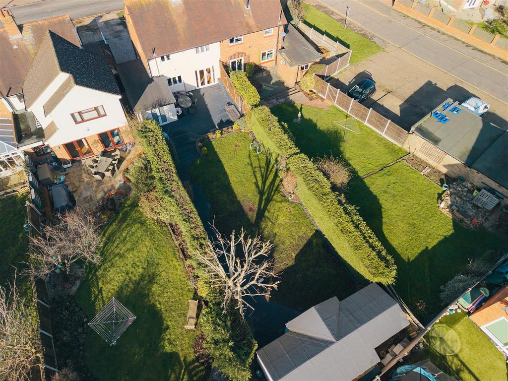 Garden aerial 2.jpg