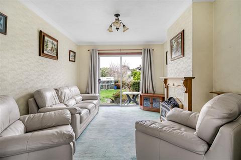 3 bedroom semi-detached house for sale, Byron Gardens, Sutton