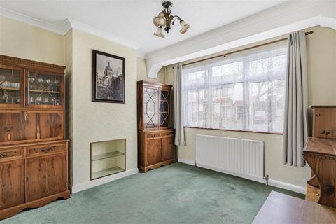 3 bedroom semi-detached house for sale, Byron Gardens, Sutton