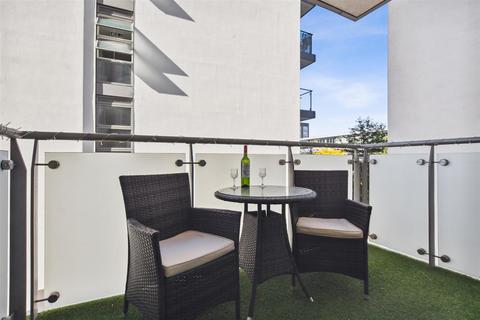 1 bedroom apartment to rent, Laval House, Ealing Road,Great West Quarter ,Brentford