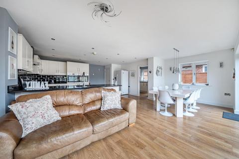 3 bedroom detached house for sale, Pitmore Road, Allbrook, Eastleigh