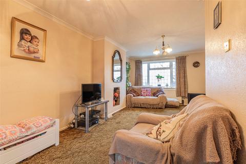 2 bedroom semi-detached house to rent, Malone Road, Woodley, Reading, RG5