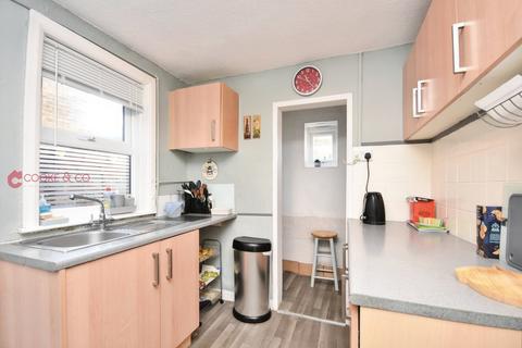 3 bedroom terraced house for sale, Newington Road, Ramsgate