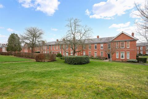 2 bedroom flat for sale, Sherwood Way, Epsom