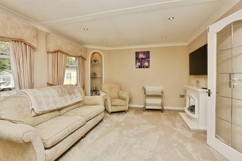 undefined, Shamblehurst Lane South, Hedge End, Southampton