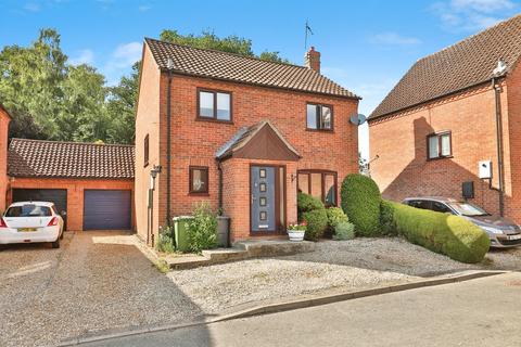 Spinney Close, Beetley, Dereham