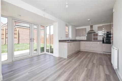4 bedroom house to rent, Sandiacre Way, Buckinghamshire HP22