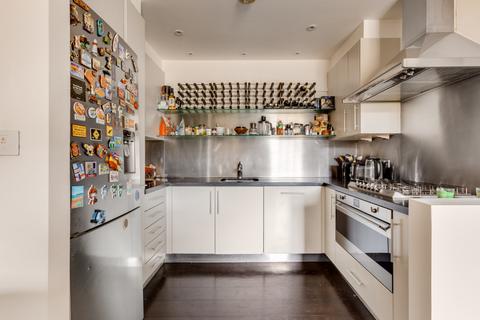 2 bedroom apartment for sale, Battersea Square, London, SW11