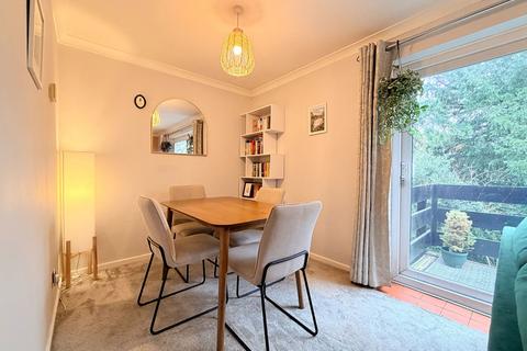 1 bedroom apartment for sale, Browns Court, Wake Green Park, Birmingham, B13 9XU
