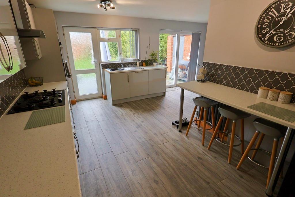 Kitchen / Diner