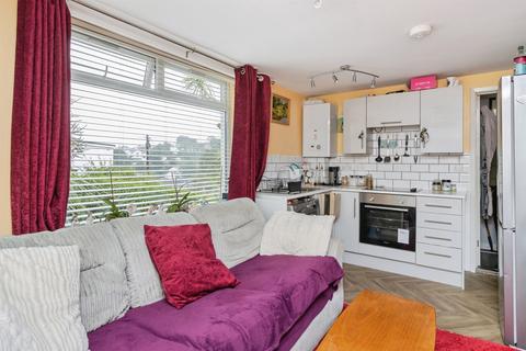 1 bedroom ground floor flat for sale, Cavern Road, Torquay