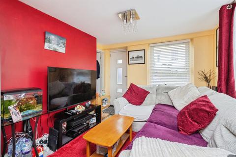 1 bedroom ground floor flat for sale, Cavern Road, Torquay