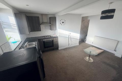 2 bedroom terraced house for sale, Henderson Place, Bradford